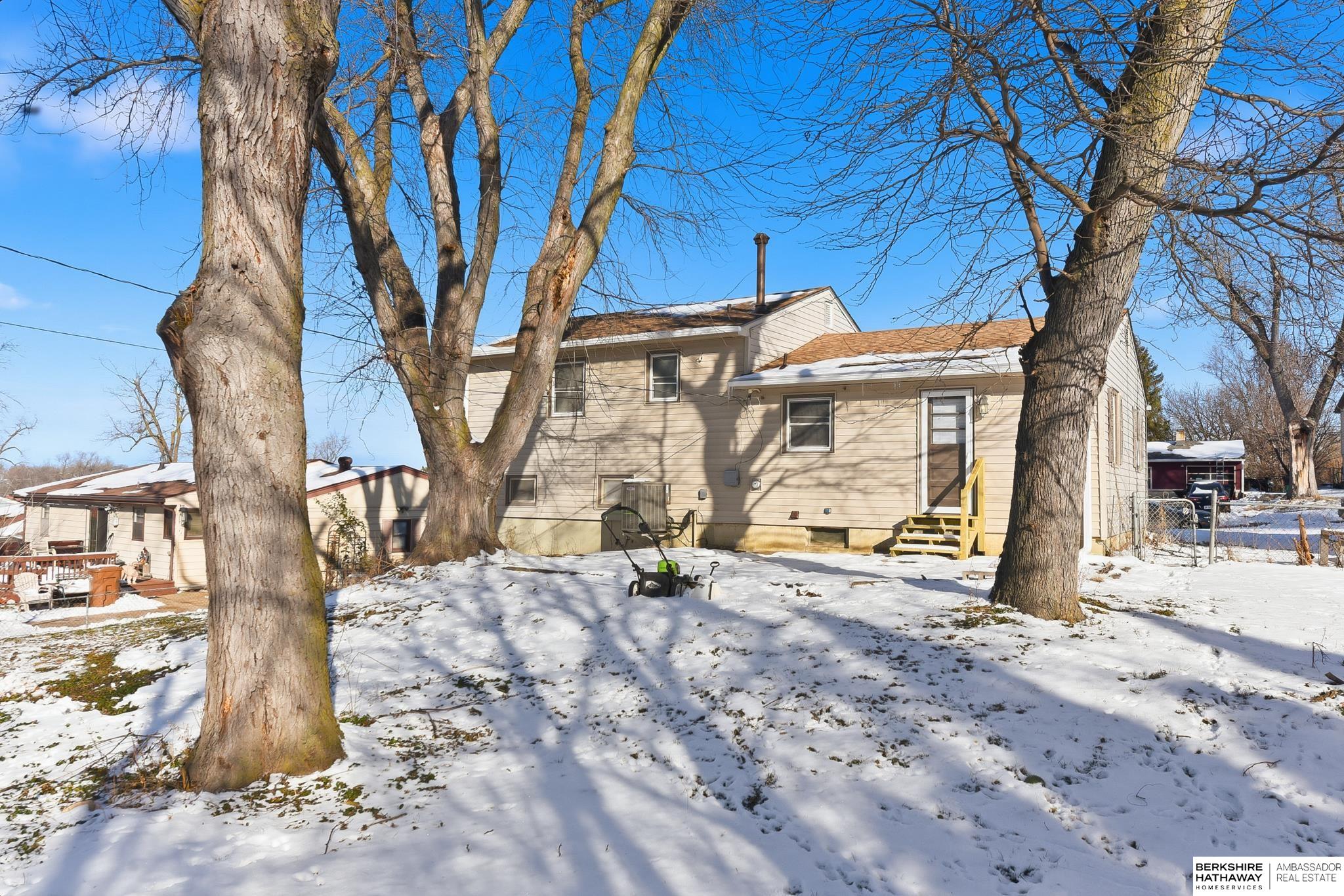 Bellevue, Nebraska 68005, United States, 3 Bedrooms Bedrooms, ,2 BathroomsBathrooms,Residential,Active,251160