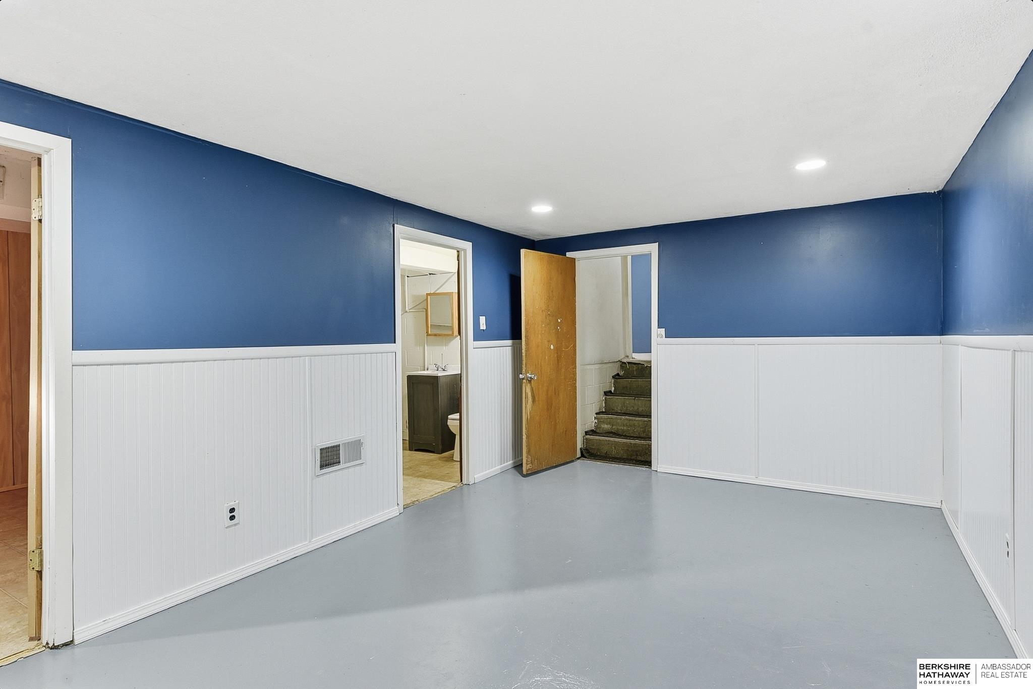 Bellevue, Nebraska 68005, United States, 3 Bedrooms Bedrooms, ,2 BathroomsBathrooms,Residential,Active,251160