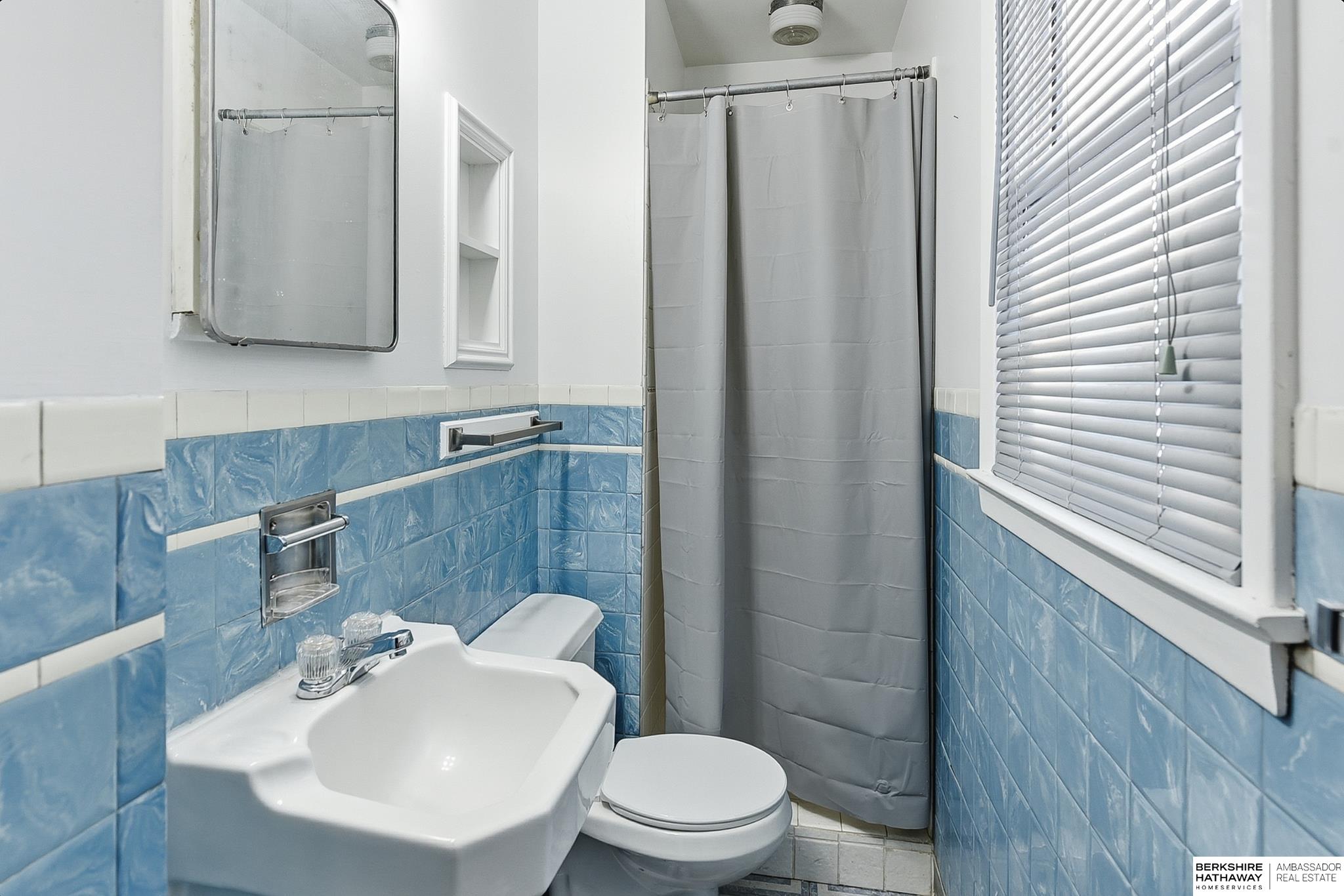 Bellevue, Nebraska 68005, United States, 3 Bedrooms Bedrooms, ,2 BathroomsBathrooms,Residential,Active,251160