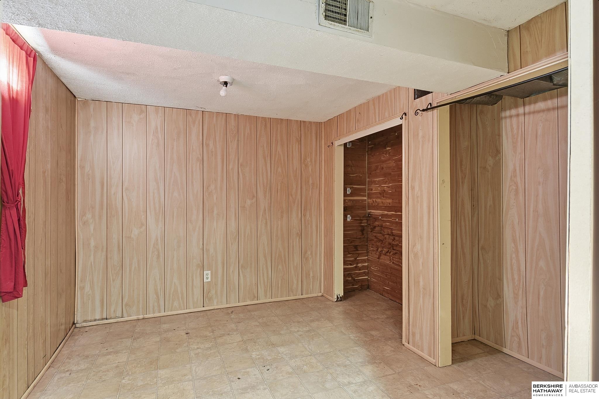 Bellevue, Nebraska 68005, United States, 3 Bedrooms Bedrooms, ,2 BathroomsBathrooms,Residential,Active,251160