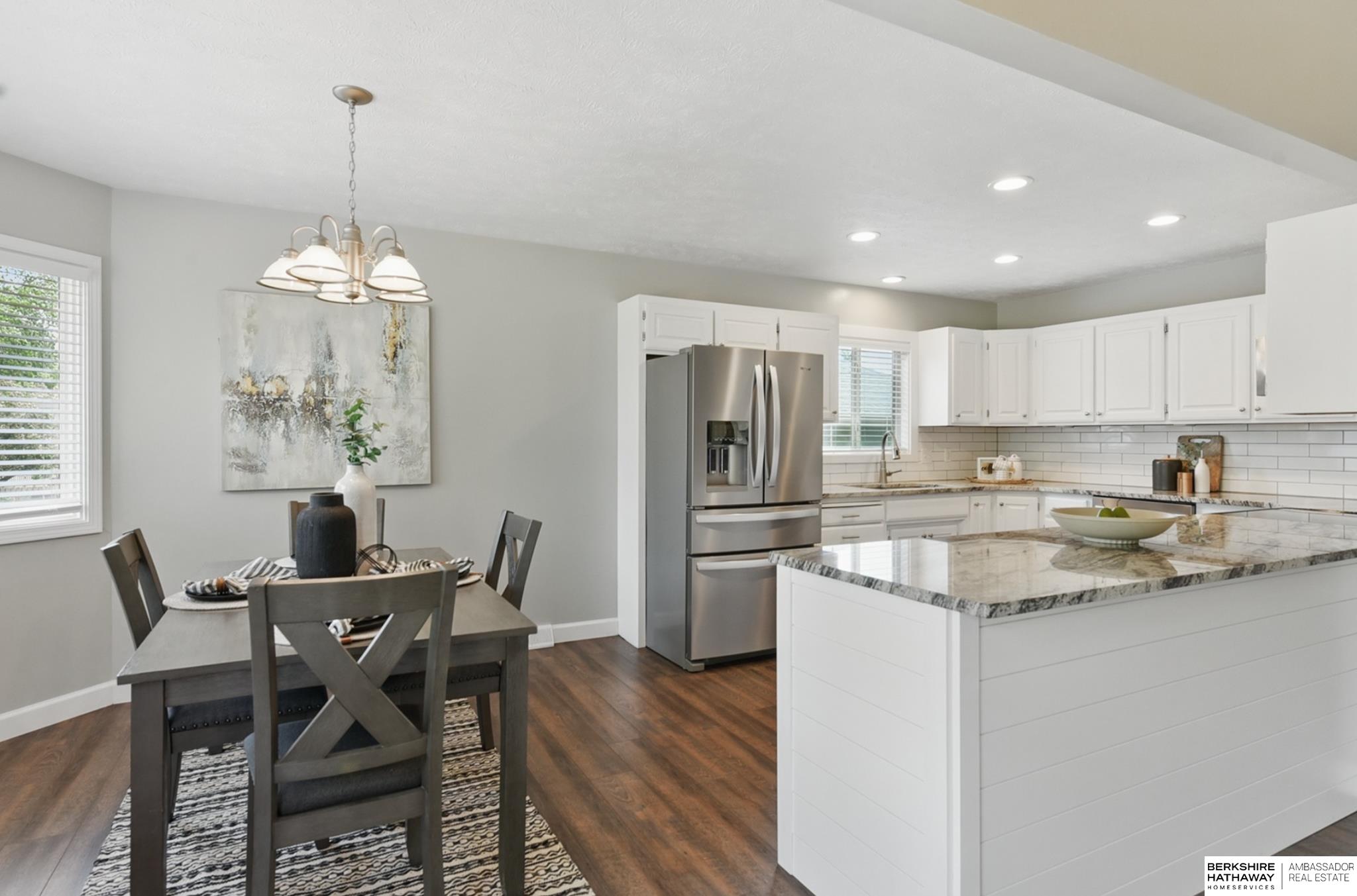 Papillion, Nebraska 68133, United States, 4 Bedrooms Bedrooms, ,3 BathroomsBathrooms,Residential,Pending,132110