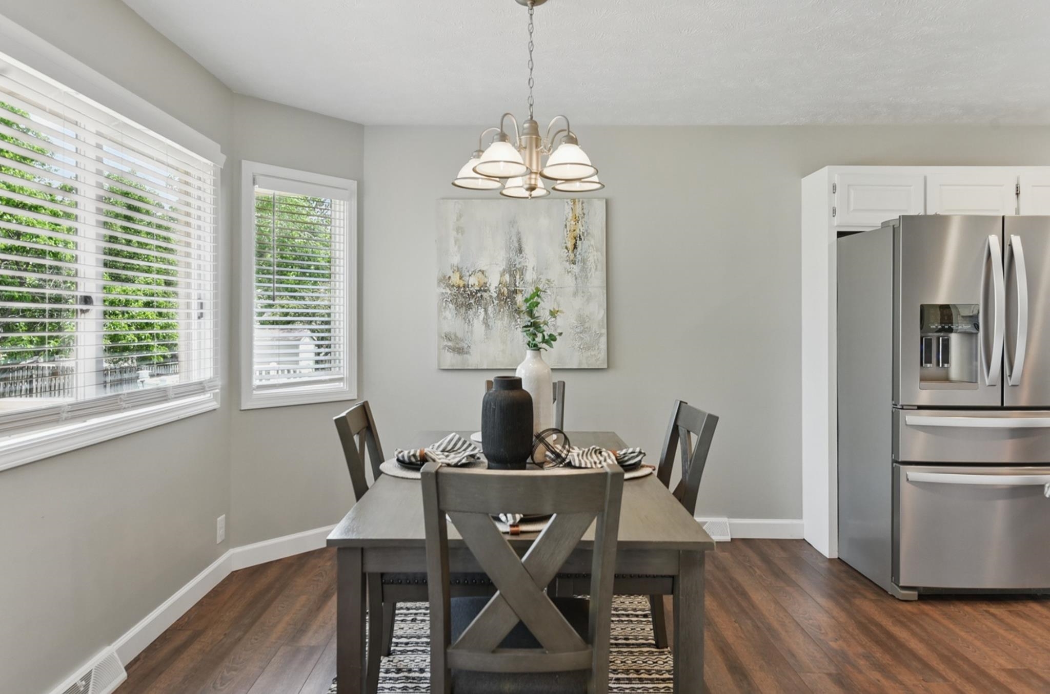 Papillion, Nebraska 68133, United States, 4 Bedrooms Bedrooms, ,3 BathroomsBathrooms,Residential,Pending,132110