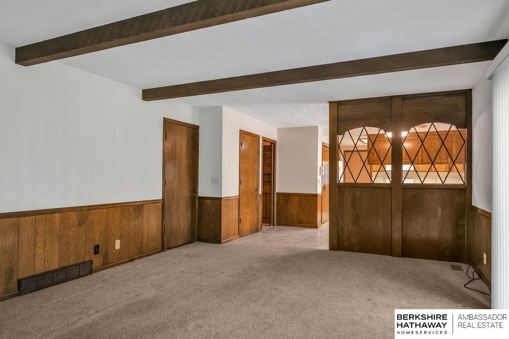 Omaha, Nebraska 68154, United States, 4 Bedrooms Bedrooms, ,3 BathroomsBathrooms,Residential,Active,192026