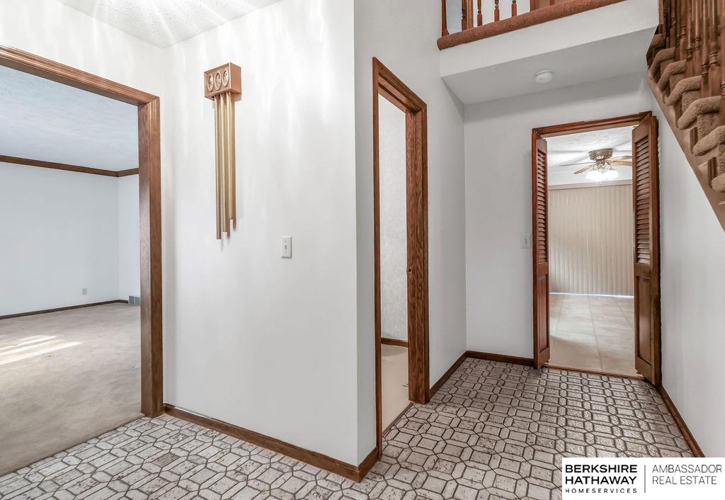 Omaha, Nebraska 68154, United States, 4 Bedrooms Bedrooms, ,3 BathroomsBathrooms,Residential,Active,192026