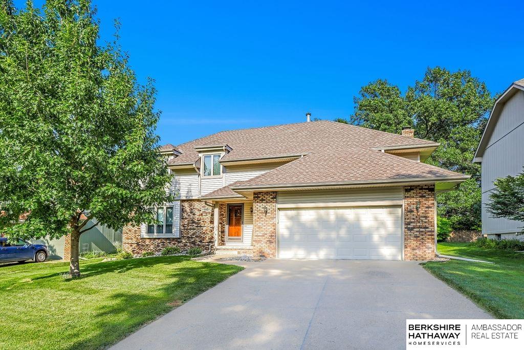 Omaha, Nebraska 68154, United States, 4 Bedrooms Bedrooms, ,3 BathroomsBathrooms,Residential,Active,192026