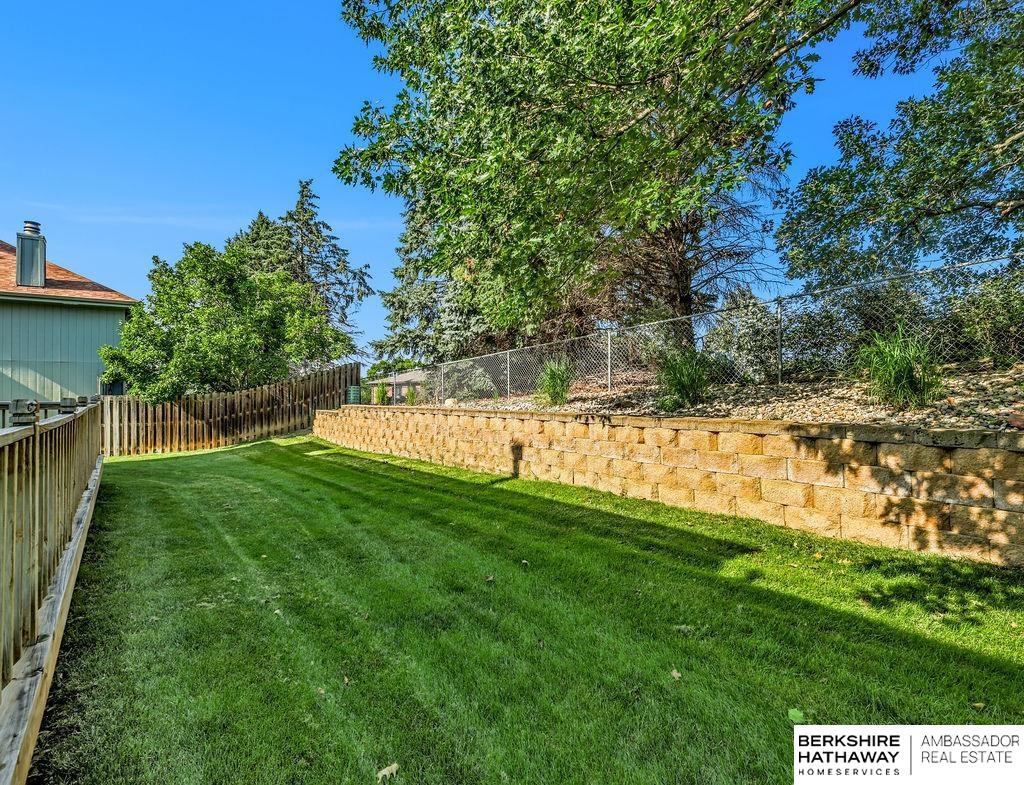 Omaha, Nebraska 68154, United States, 4 Bedrooms Bedrooms, ,3 BathroomsBathrooms,Residential,Active,192026