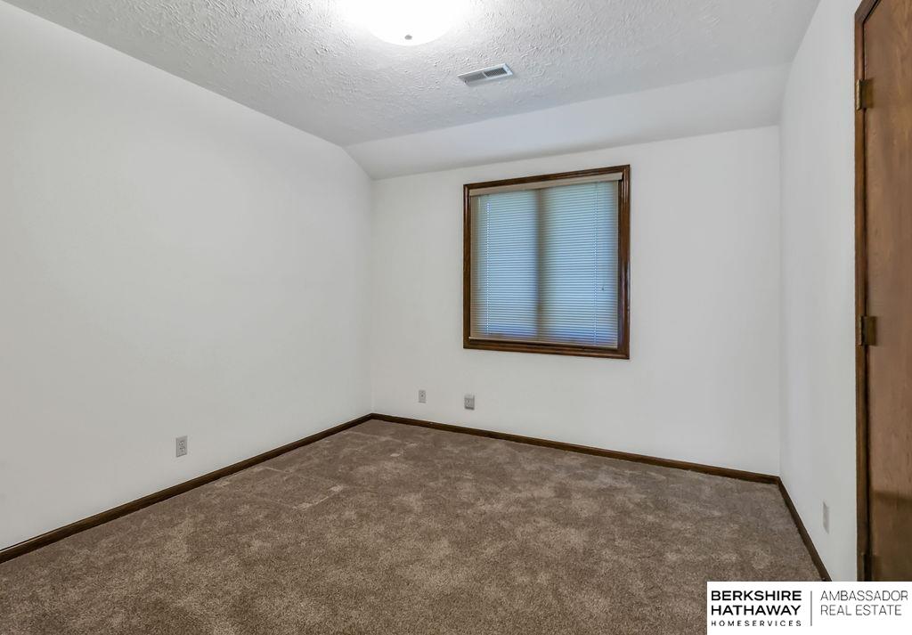 Omaha, Nebraska 68154, United States, 4 Bedrooms Bedrooms, ,3 BathroomsBathrooms,Residential,Active,192026