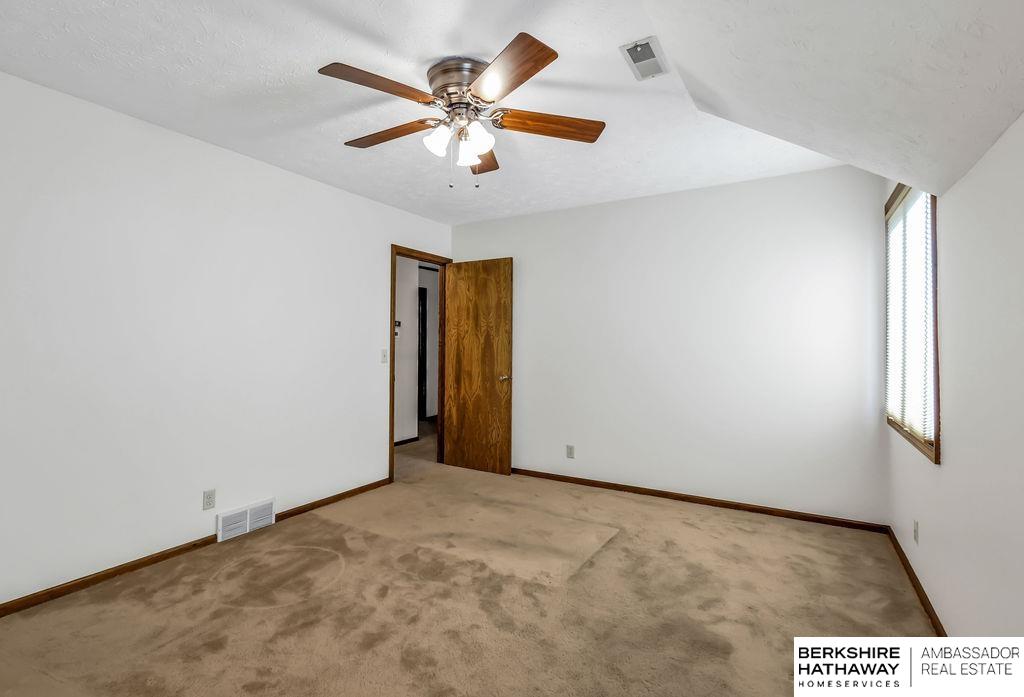 Omaha, Nebraska 68154, United States, 4 Bedrooms Bedrooms, ,3 BathroomsBathrooms,Residential,Active,192026