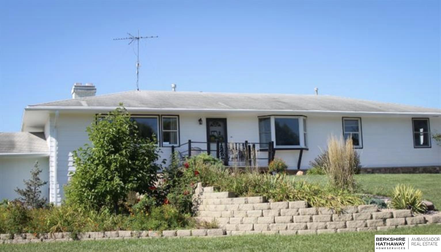 Eagle, Nebraska 68347, United States, 4 Bedrooms Bedrooms, ,2 BathroomsBathrooms,Residential,Active,256541