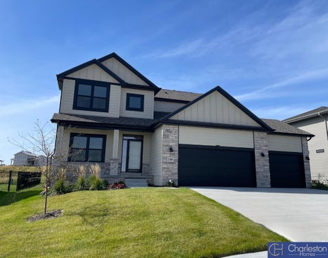 Photo of 17001 Daniel Street, Bennington, NE 68007 (MLS # 22618896)