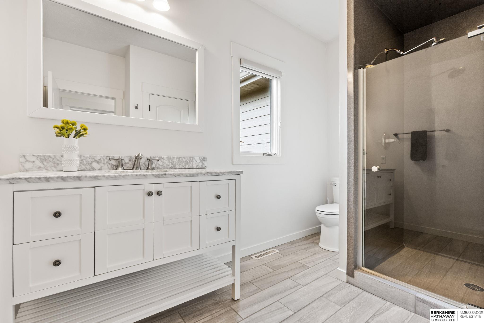 Blair, Nebraska 68008, United States, 5 Bedrooms Bedrooms, ,4 BathroomsBathrooms,Residential,Active,225433