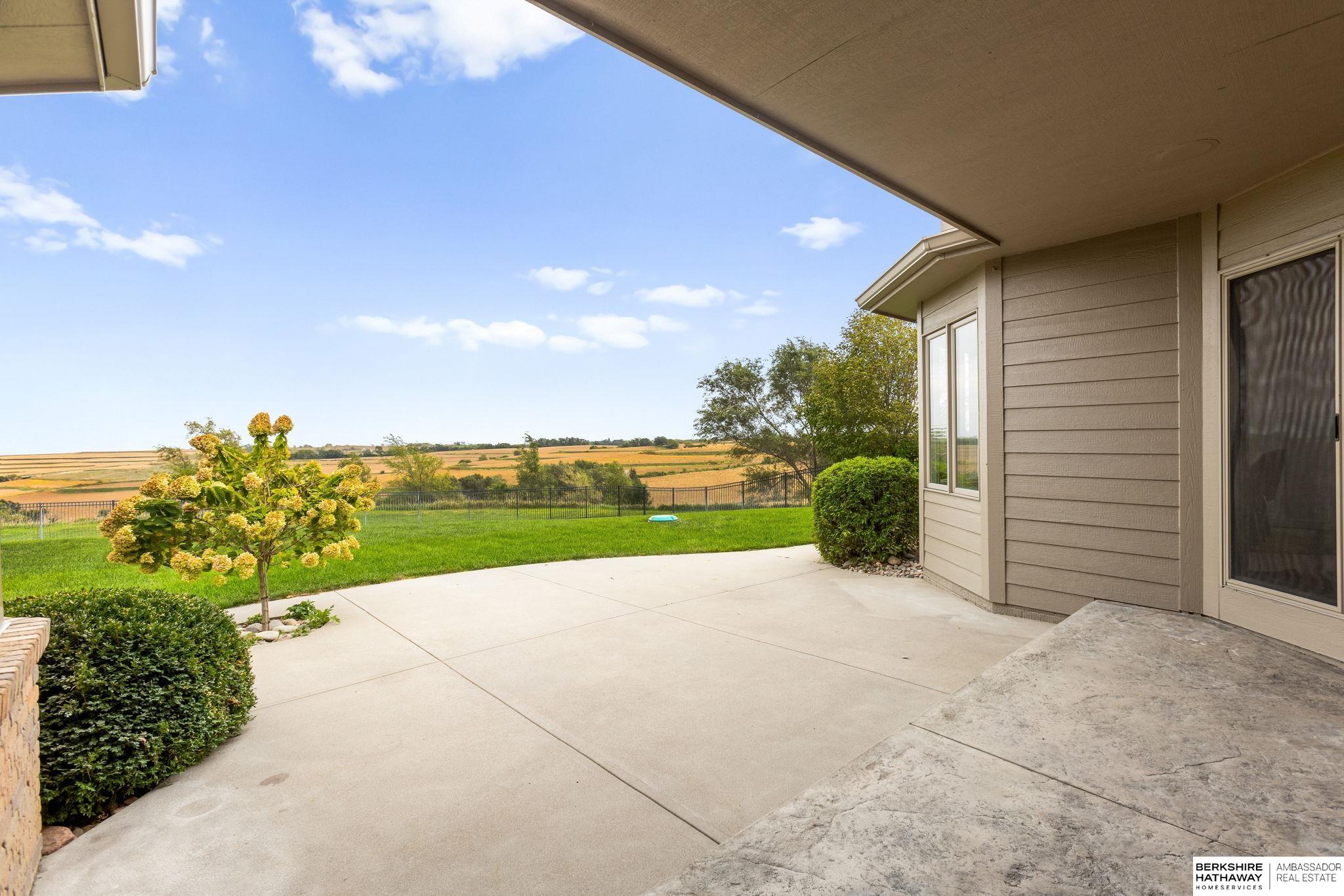 Blair, Nebraska 68008, United States, 5 Bedrooms Bedrooms, ,4 BathroomsBathrooms,Residential,Active,225433