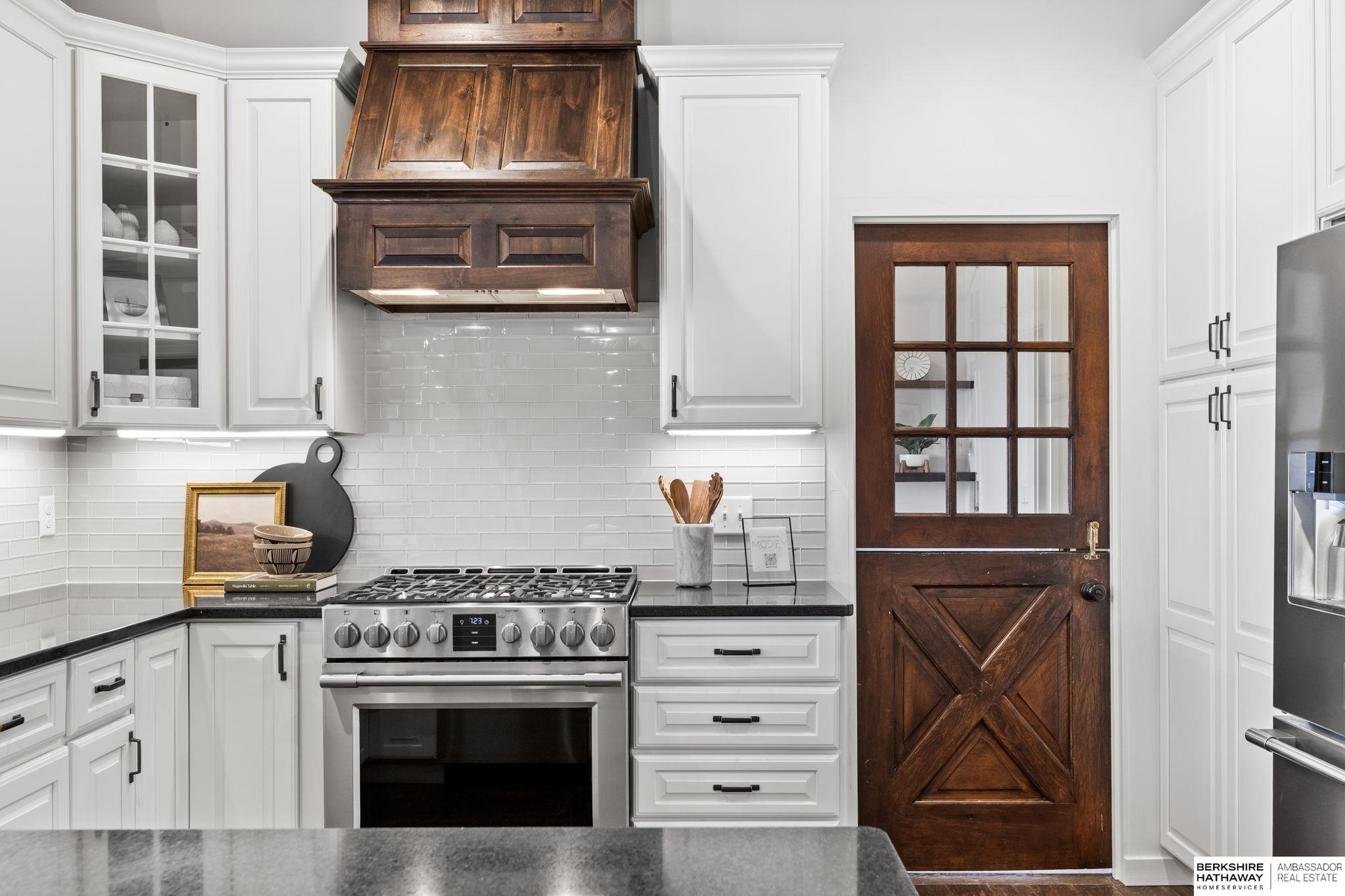 Blair, Nebraska 68008, United States, 5 Bedrooms Bedrooms, ,4 BathroomsBathrooms,Residential,Active,225433