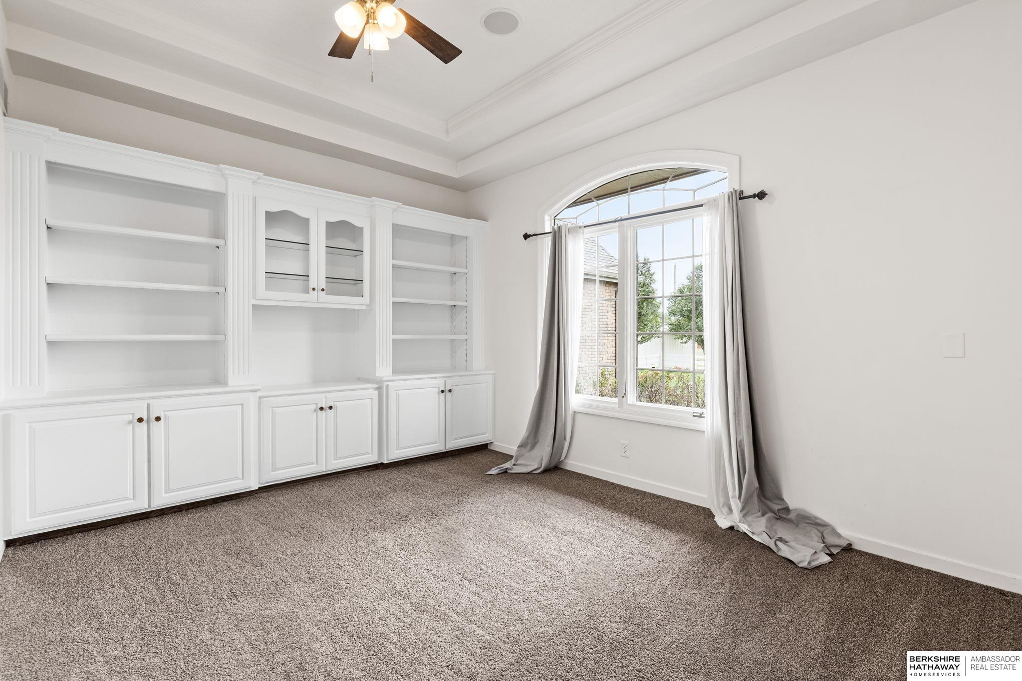 Blair, Nebraska 68008, United States, 5 Bedrooms Bedrooms, ,4 BathroomsBathrooms,Residential,Active,225433