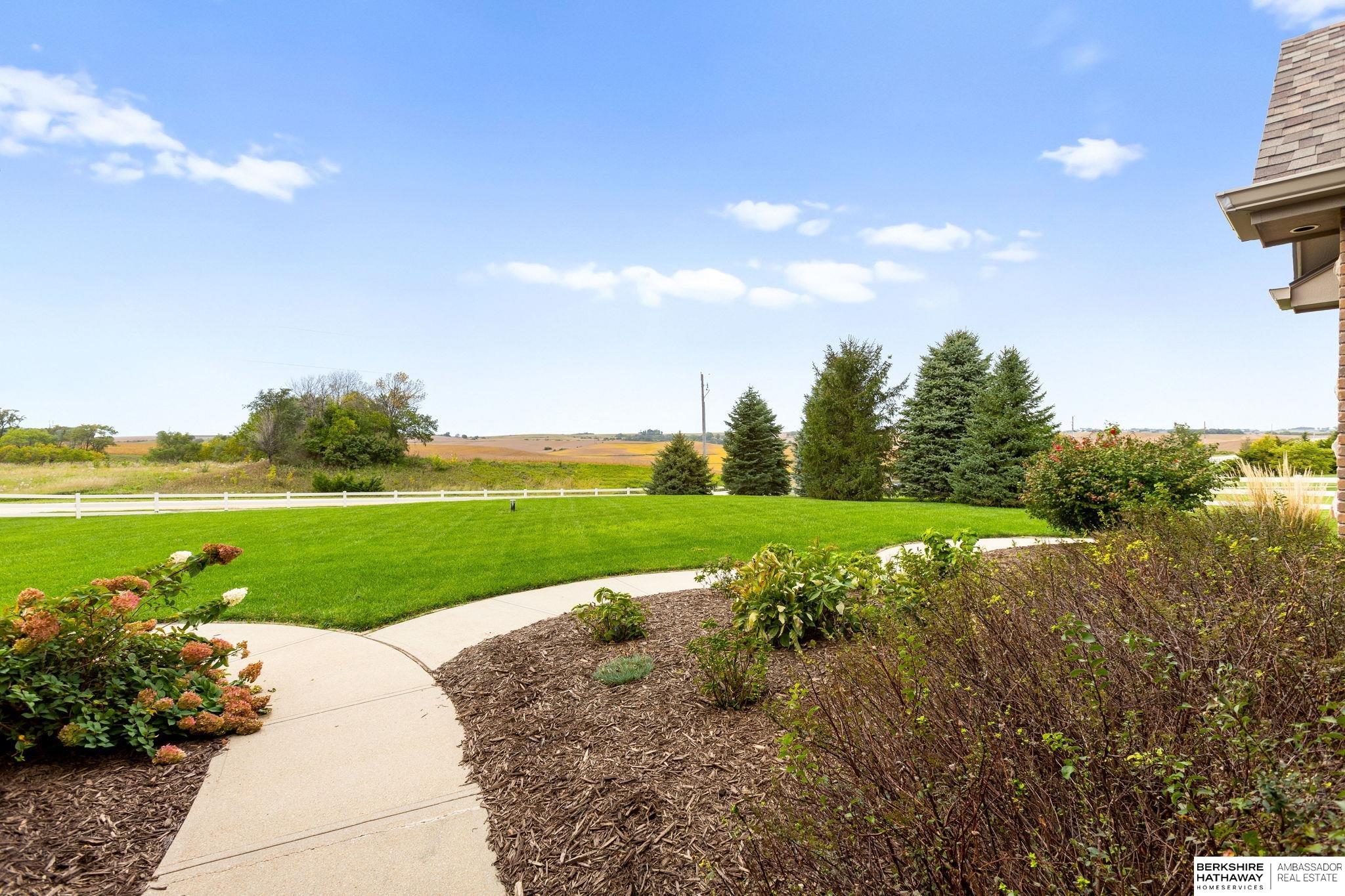 Blair, Nebraska 68008, United States, 5 Bedrooms Bedrooms, ,4 BathroomsBathrooms,Residential,Active,225433