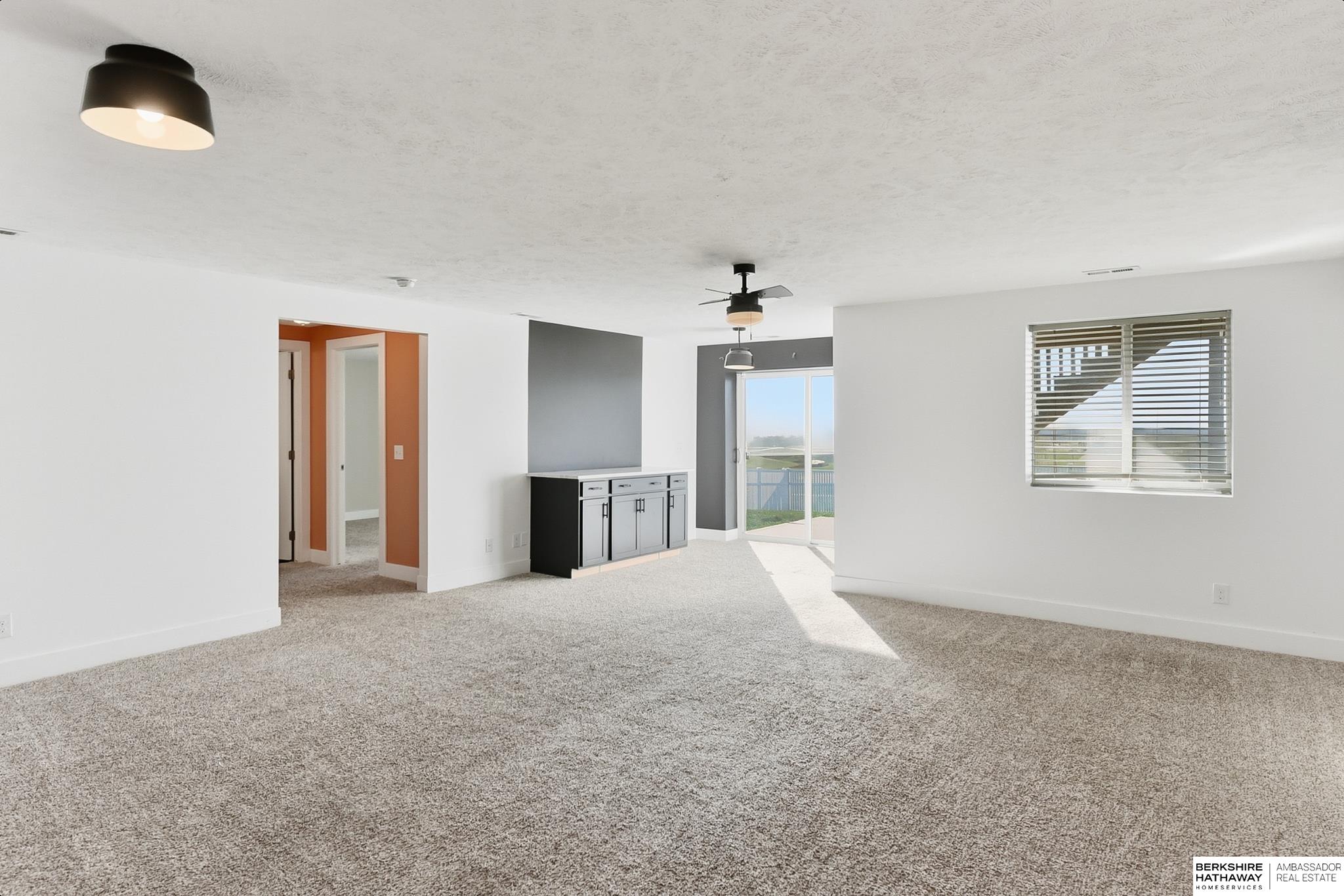 Gretna, Nebraska 68028, United States, 4 Bedrooms Bedrooms, ,3 BathroomsBathrooms,Residential,Active,244205