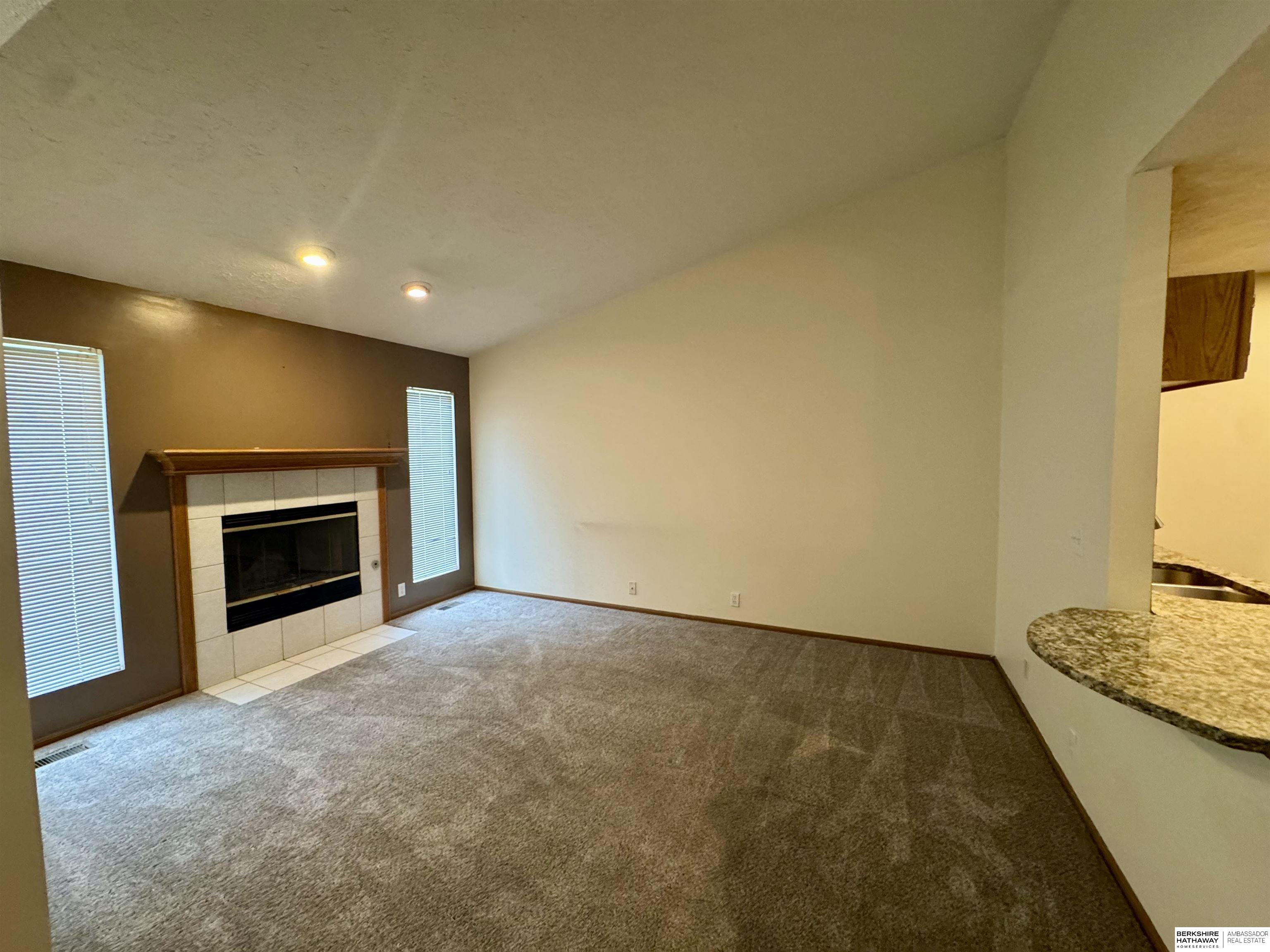 Omaha, Nebraska 68134, United States, 14 Bedrooms Bedrooms, ,6 BathroomsBathrooms,Residential,Active,214677