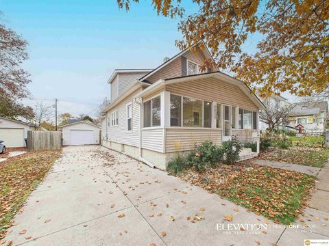 Photo of 4814 Poppleton Avenue, Omaha, NE 68106 (MLS # 22533282)