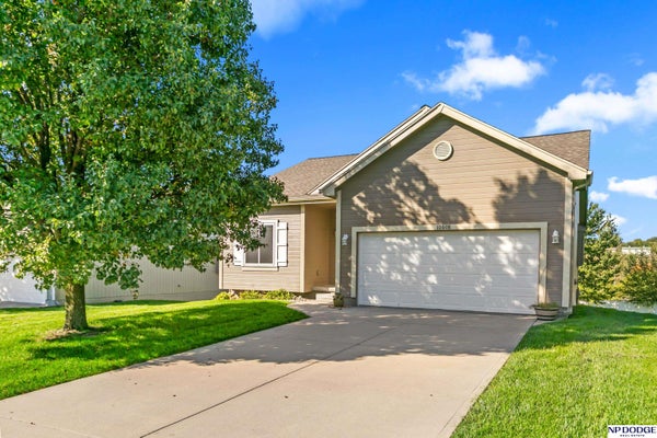 10608 LEWIS AND CLARK RD, BELLEVUE, NE 68123 - Image 62f2f450bab4db4d9fbe2cef4e4b856e/3449011491