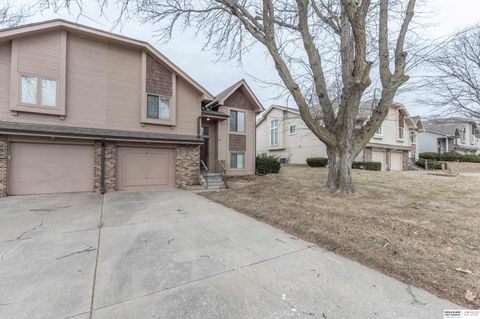 Photo of 3374 S 133rd Street, Omaha, NE 68144 (MLS # 22532721)
