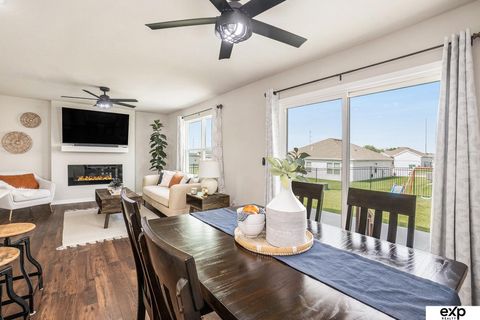 Photo of 10816 S 177 Street, Omaha, NE 68136 (MLS # 22527934)