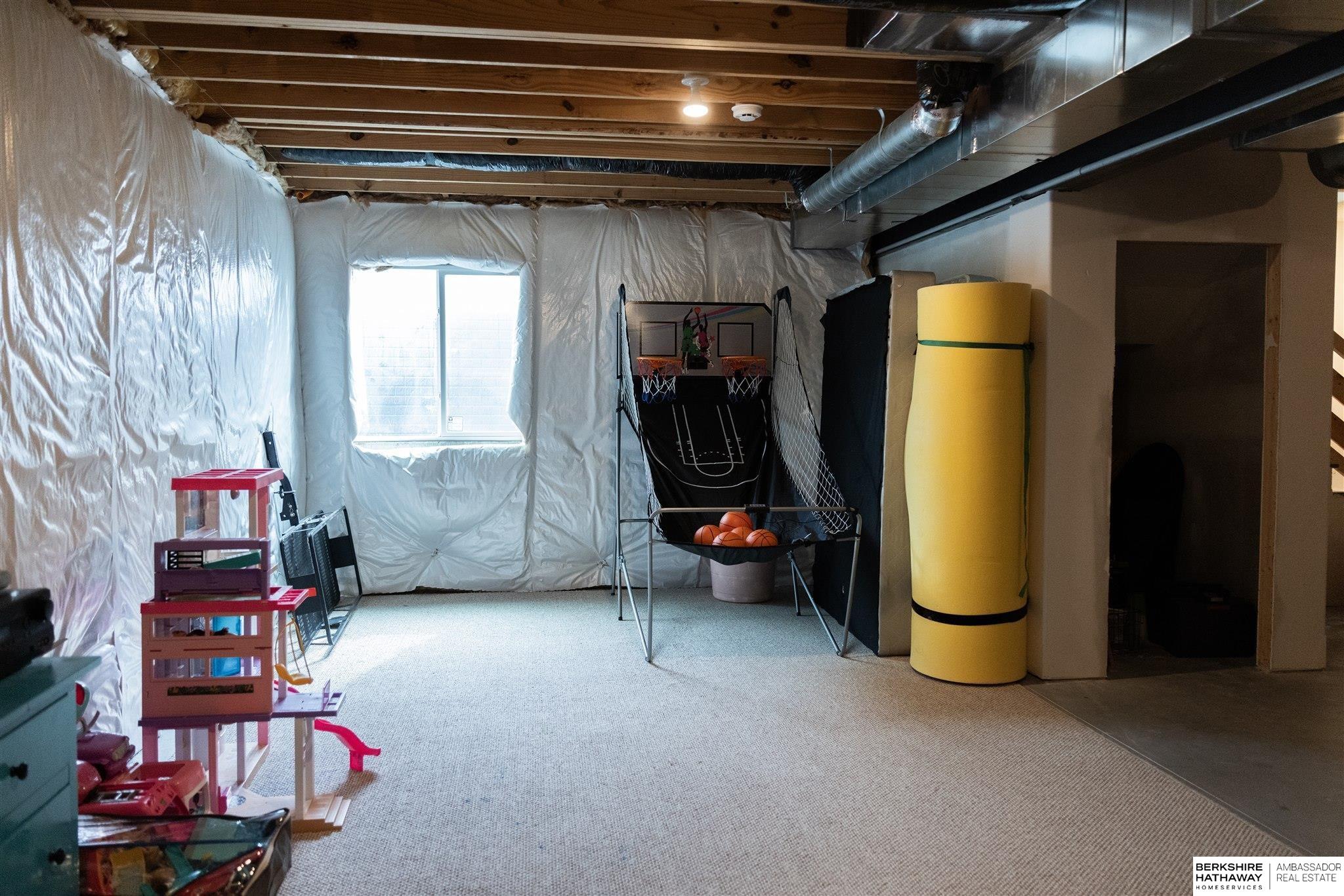 Gretna, Nebraska 68028, United States, 4 Bedrooms Bedrooms, ,3 BathroomsBathrooms,Residential,Active,209323