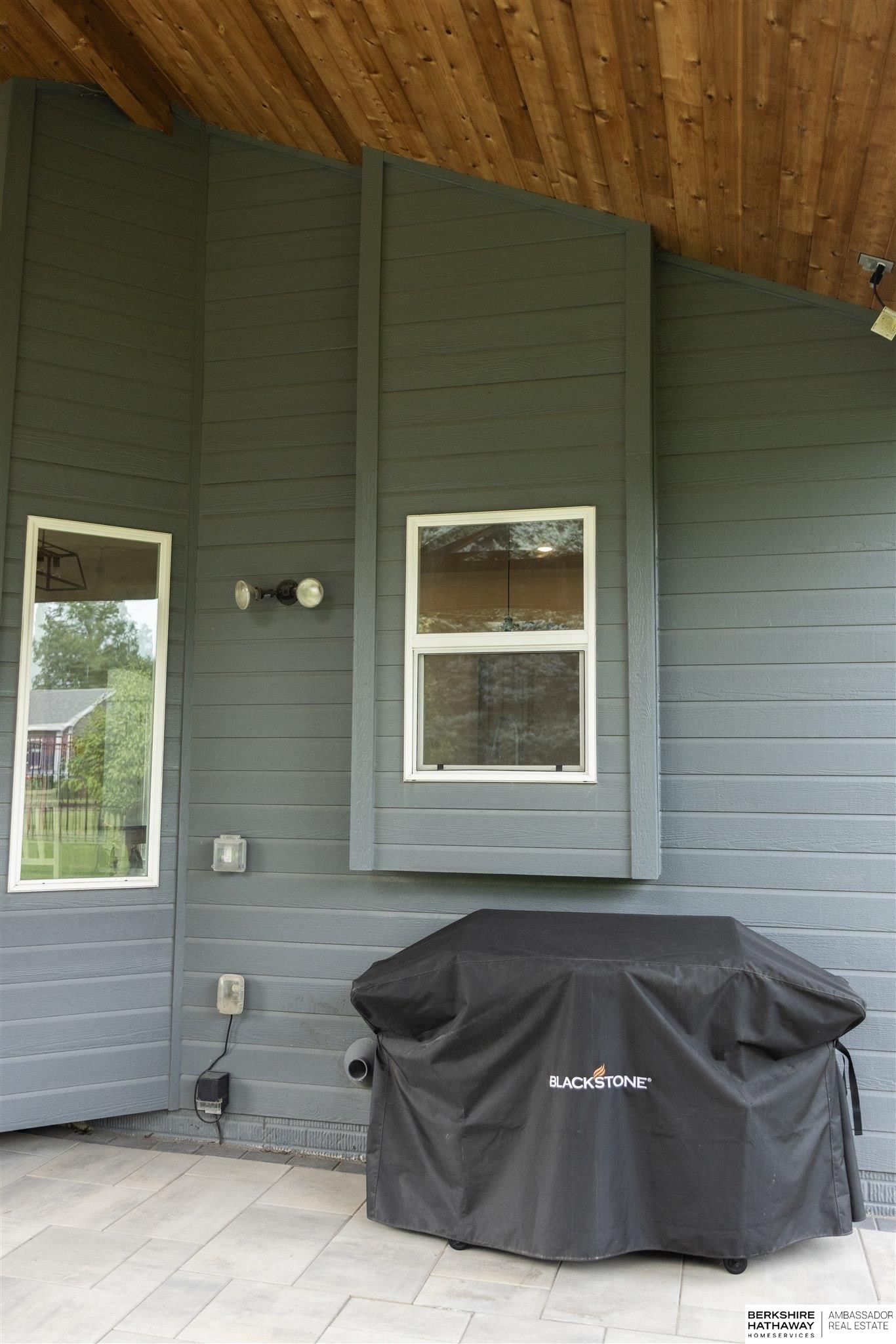 Gretna, Nebraska 68028, United States, 4 Bedrooms Bedrooms, ,3 BathroomsBathrooms,Residential,Active,209323