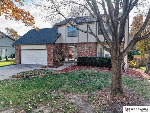 Photo of 8017 Meredeth Street, Lincoln, NE 68506 (MLS # 22532851)