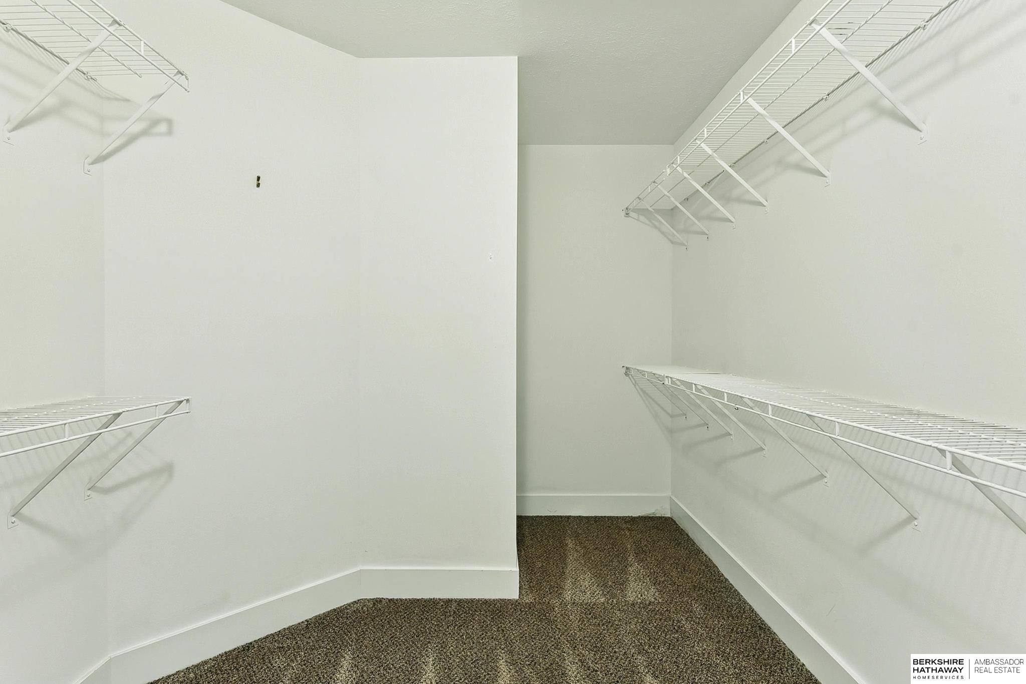 Omaha, Nebraska 68116, United States, 2 Bedrooms Bedrooms, ,2 BathroomsBathrooms,Residential,Active,169841