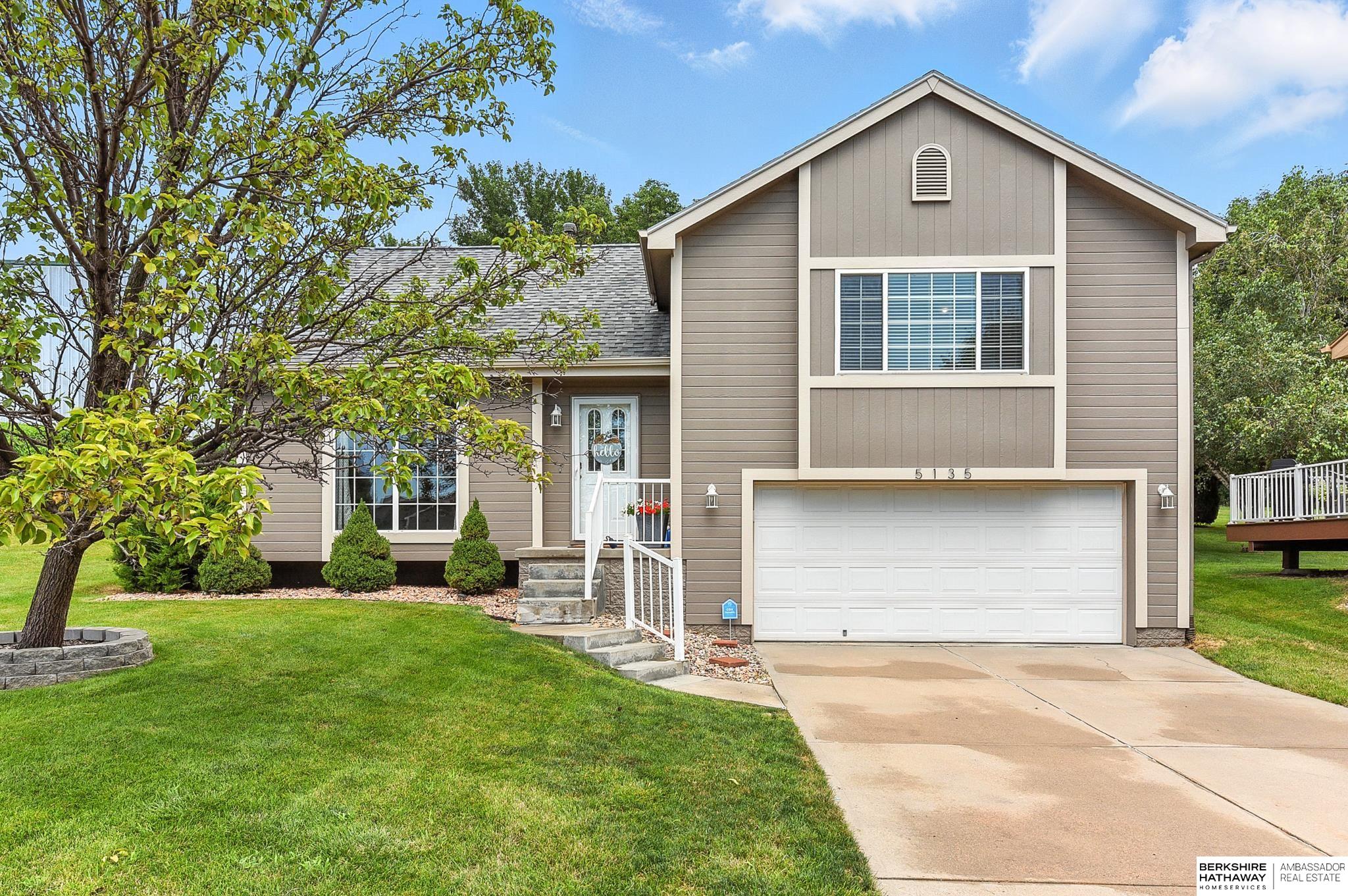 Omaha, Nebraska 68116, United States, 2 Bedrooms Bedrooms, ,2 BathroomsBathrooms,Residential,Active,169841