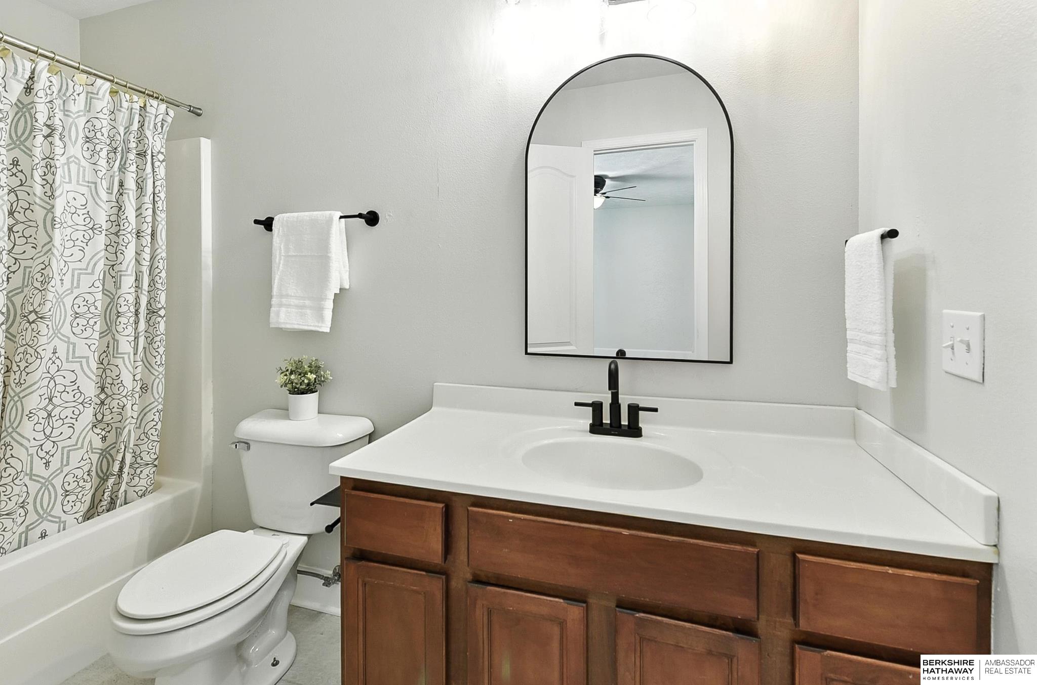 Omaha, Nebraska 68116, United States, 2 Bedrooms Bedrooms, ,2 BathroomsBathrooms,Residential,Active,169841