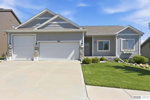 Photo of 16624 Hanover Street, Bennington, NE 68007 (MLS # 22616176)