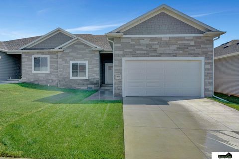 Photo of 4917 Spire Street, Lincoln, NE 68516 (MLS # 22532087)