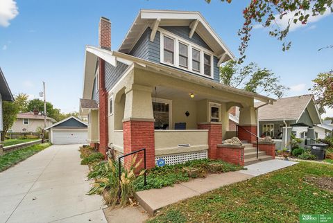 Photo of 2565 Newport Avenue, Omaha, NE 68112 (MLS # 22531041)