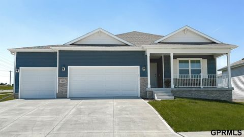 Photo of 5556 N 186th Avenue, Elkhorn, NE 68022 (MLS # 22609583)