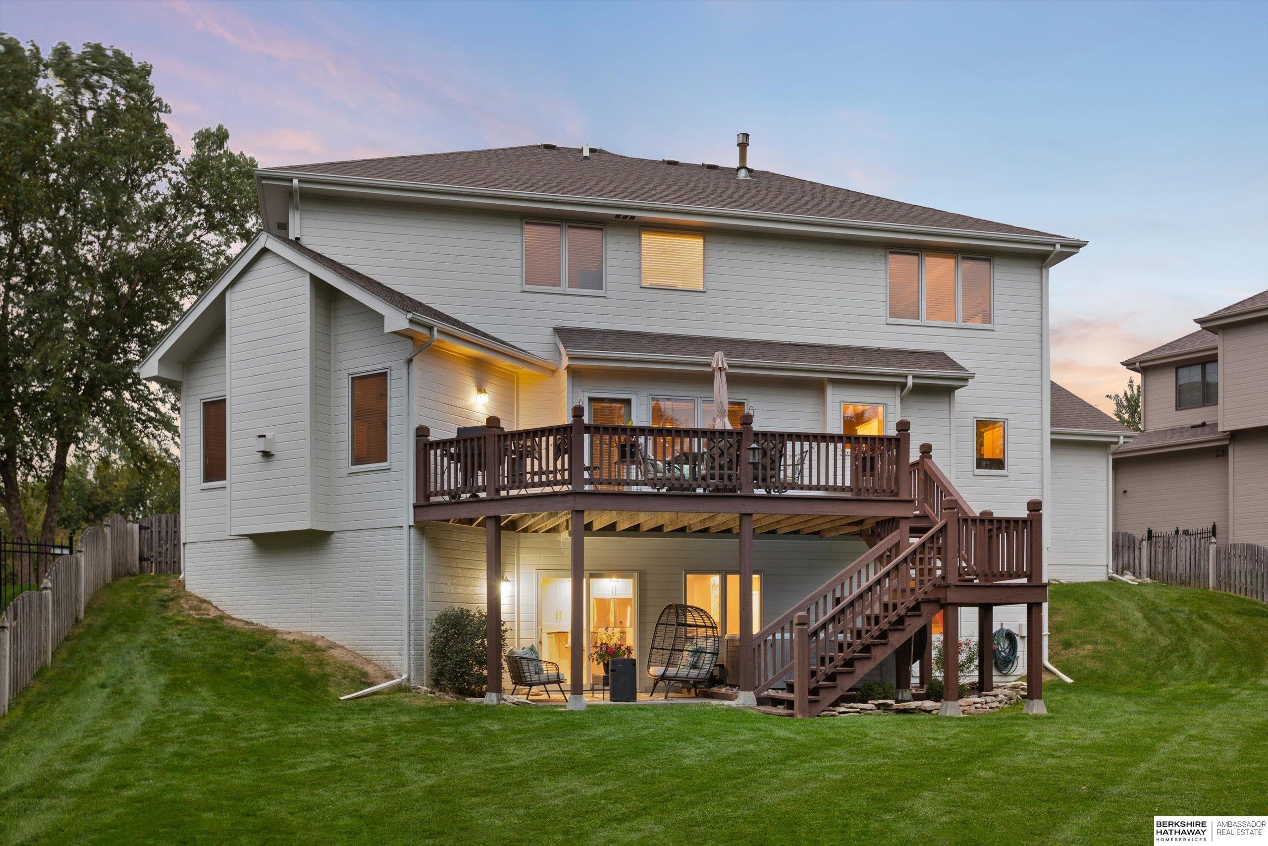 Omaha, Nebraska 68130, United States, 4 Bedrooms Bedrooms, ,4 BathroomsBathrooms,Residential,Active,228385