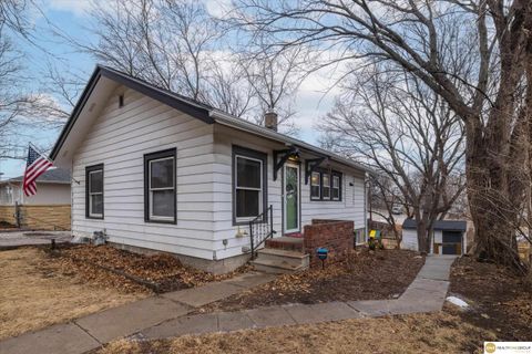 Photo of 4906 Calvert Street, Lincoln, NE 68506 (MLS # 22603177)