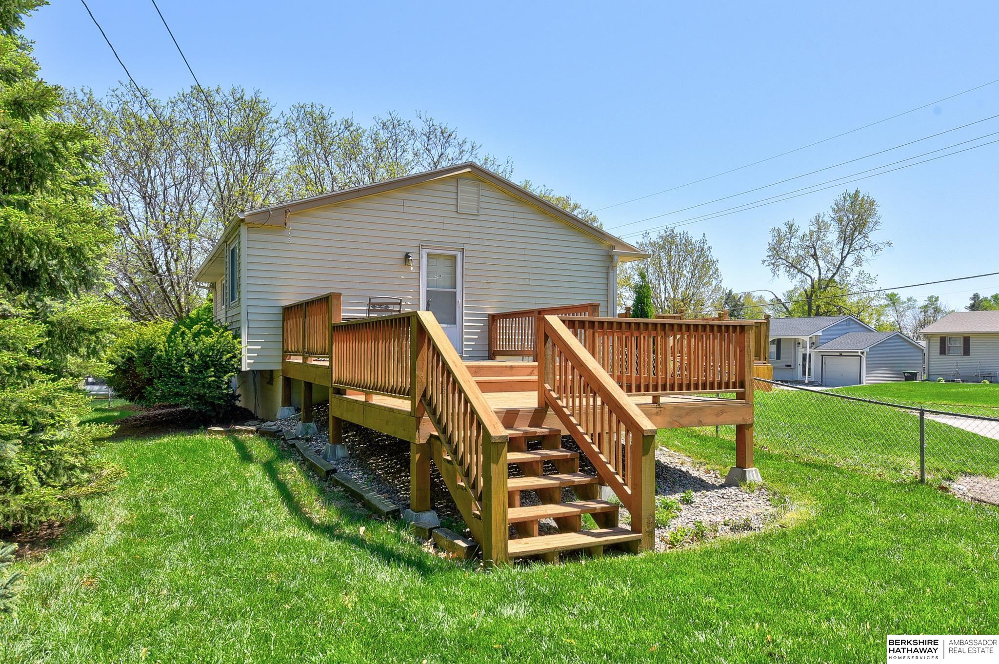 Omaha, Nebraska 68144, United States, 3 Bedrooms Bedrooms, ,2 BathroomsBathrooms,Residential,Pending,124356