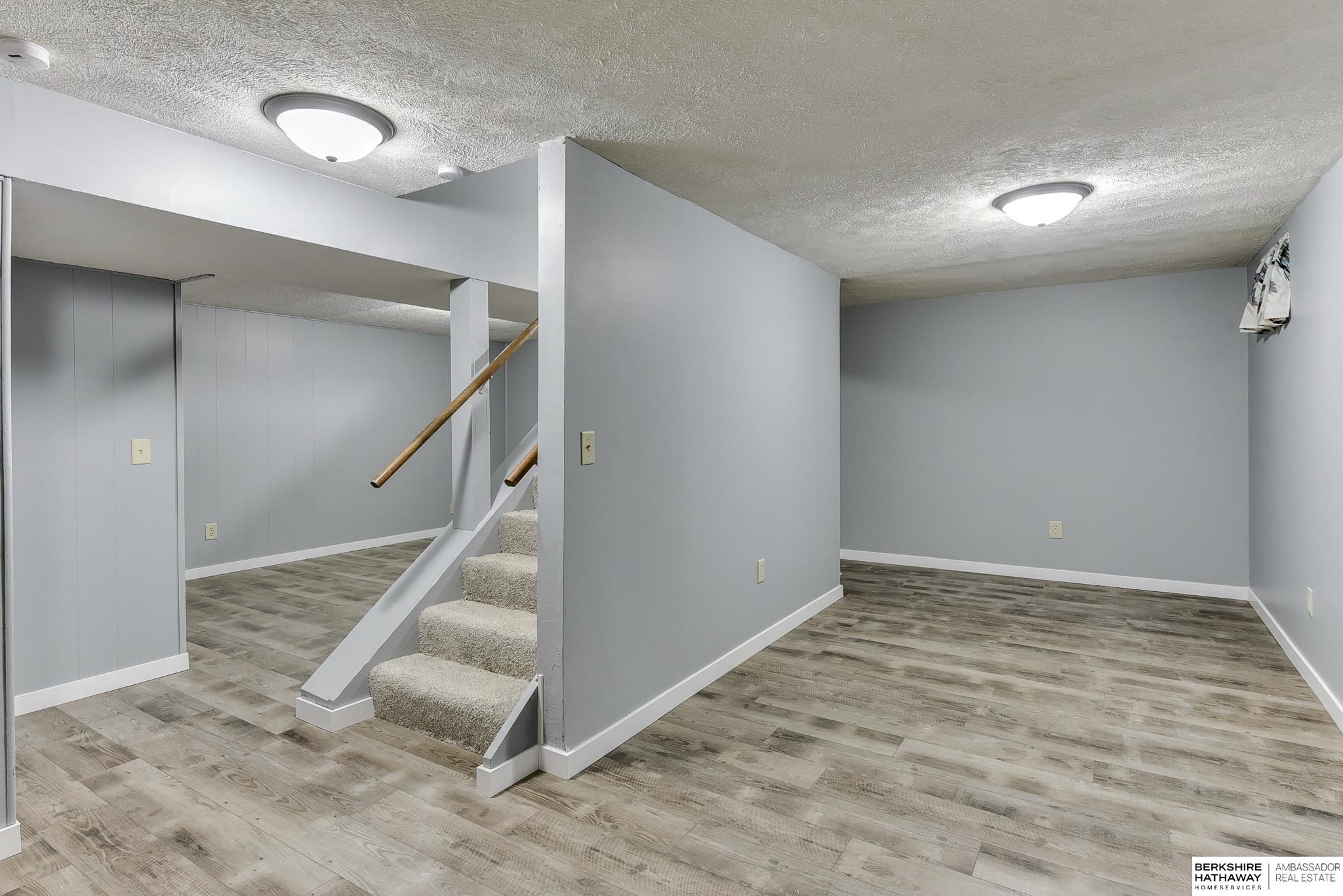 Omaha, Nebraska 68144, United States, 3 Bedrooms Bedrooms, ,2 BathroomsBathrooms,Residential,Pending,124356