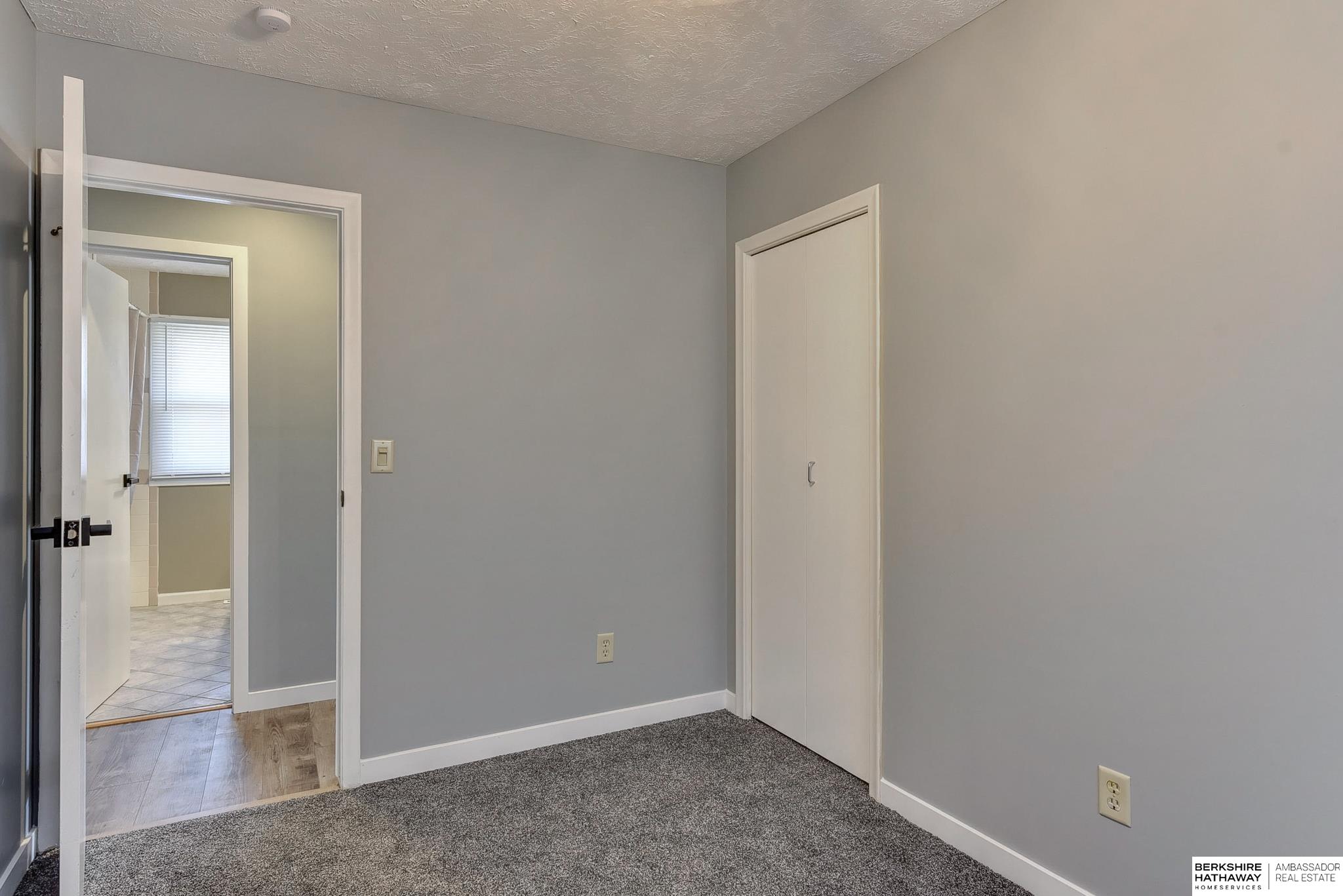 Omaha, Nebraska 68144, United States, 3 Bedrooms Bedrooms, ,2 BathroomsBathrooms,Residential,Pending,124356