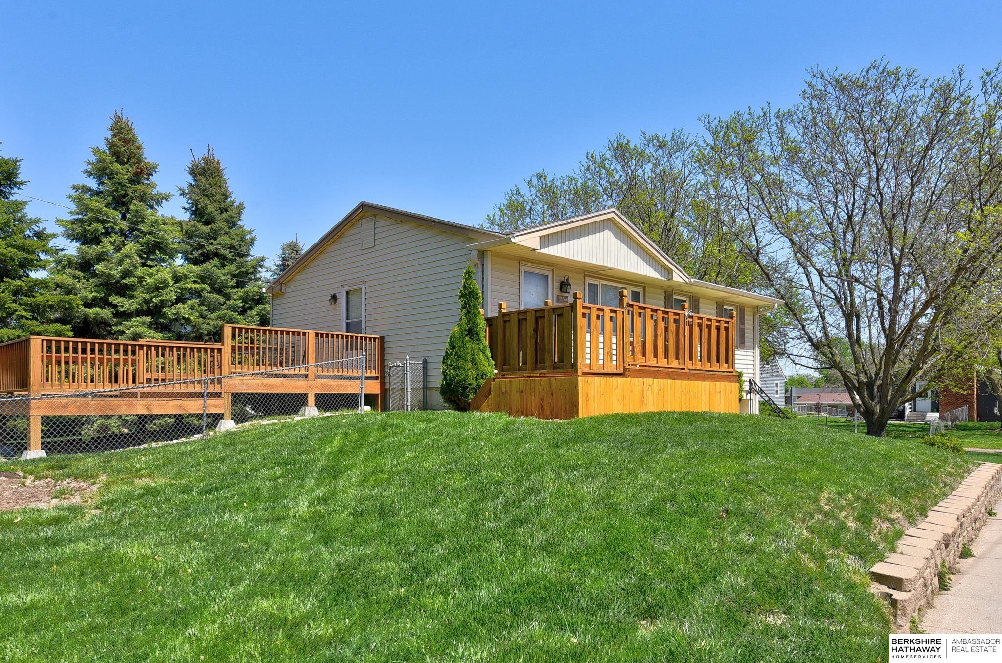 Omaha, Nebraska 68144, United States, 3 Bedrooms Bedrooms, ,2 BathroomsBathrooms,Residential,Pending,124356