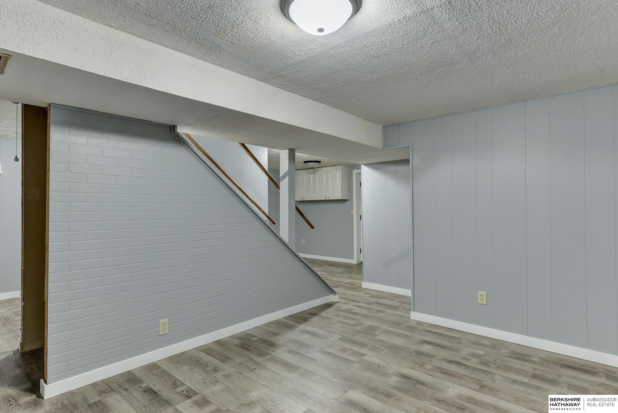 Omaha, Nebraska 68144, United States, 3 Bedrooms Bedrooms, ,2 BathroomsBathrooms,Residential,Pending,124356