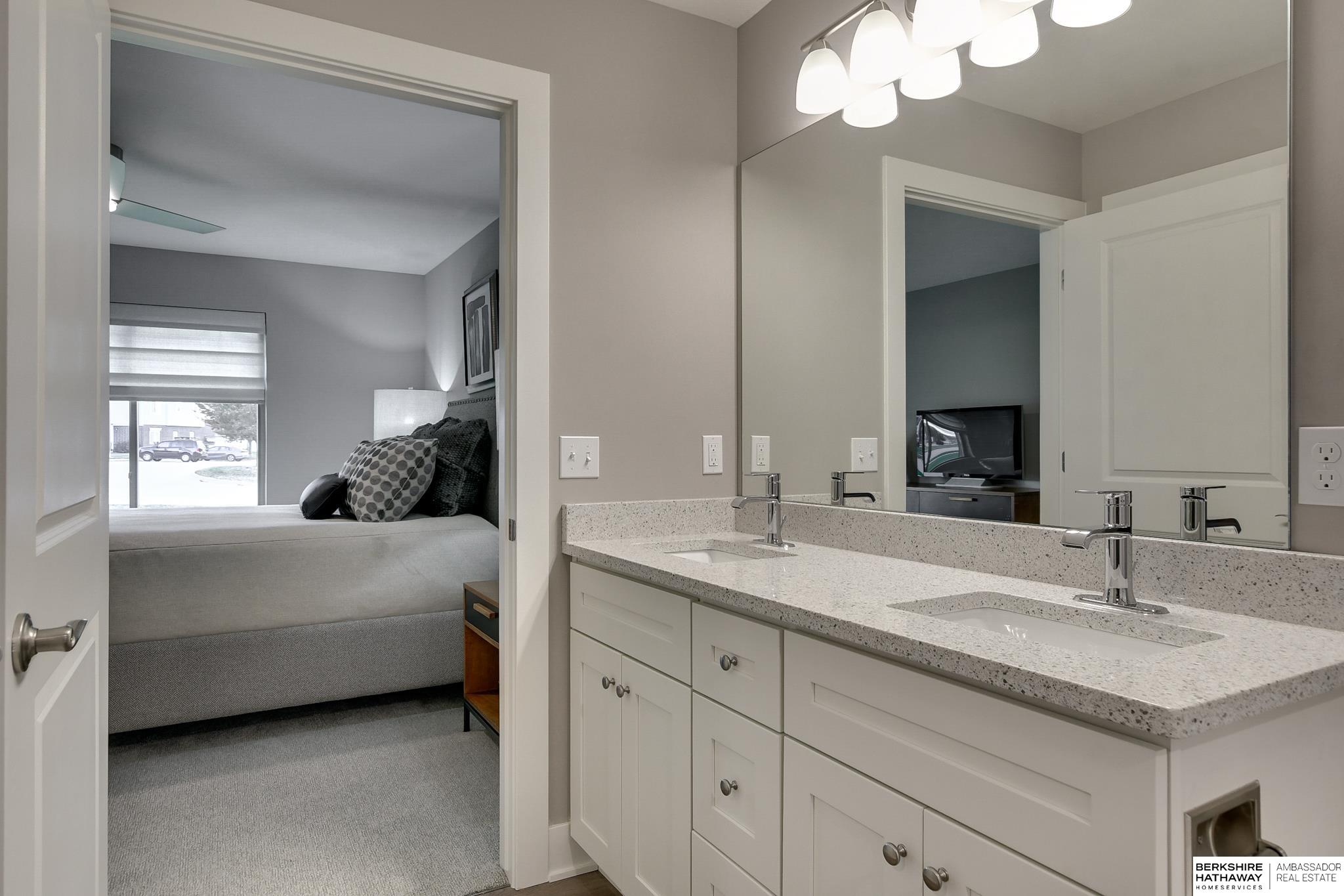 Elkhorn, Nebraska 68022, United States, 2 Bedrooms Bedrooms, ,2 BathroomsBathrooms,Residential,Active,247588