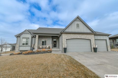 Photo of 7244 Rebel Drive, Lincoln, NE 68516 (MLS # 22605678)