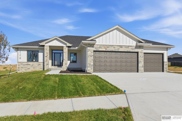 21218 FOWLER ST, ELKHORN, NE 68022 - Image 6565faf00b3fe00a25c0a723eb7398f7/3673717697