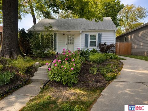 Photo of 4230 Y Street, Lincoln, NE 68503 (MLS # 22614120)