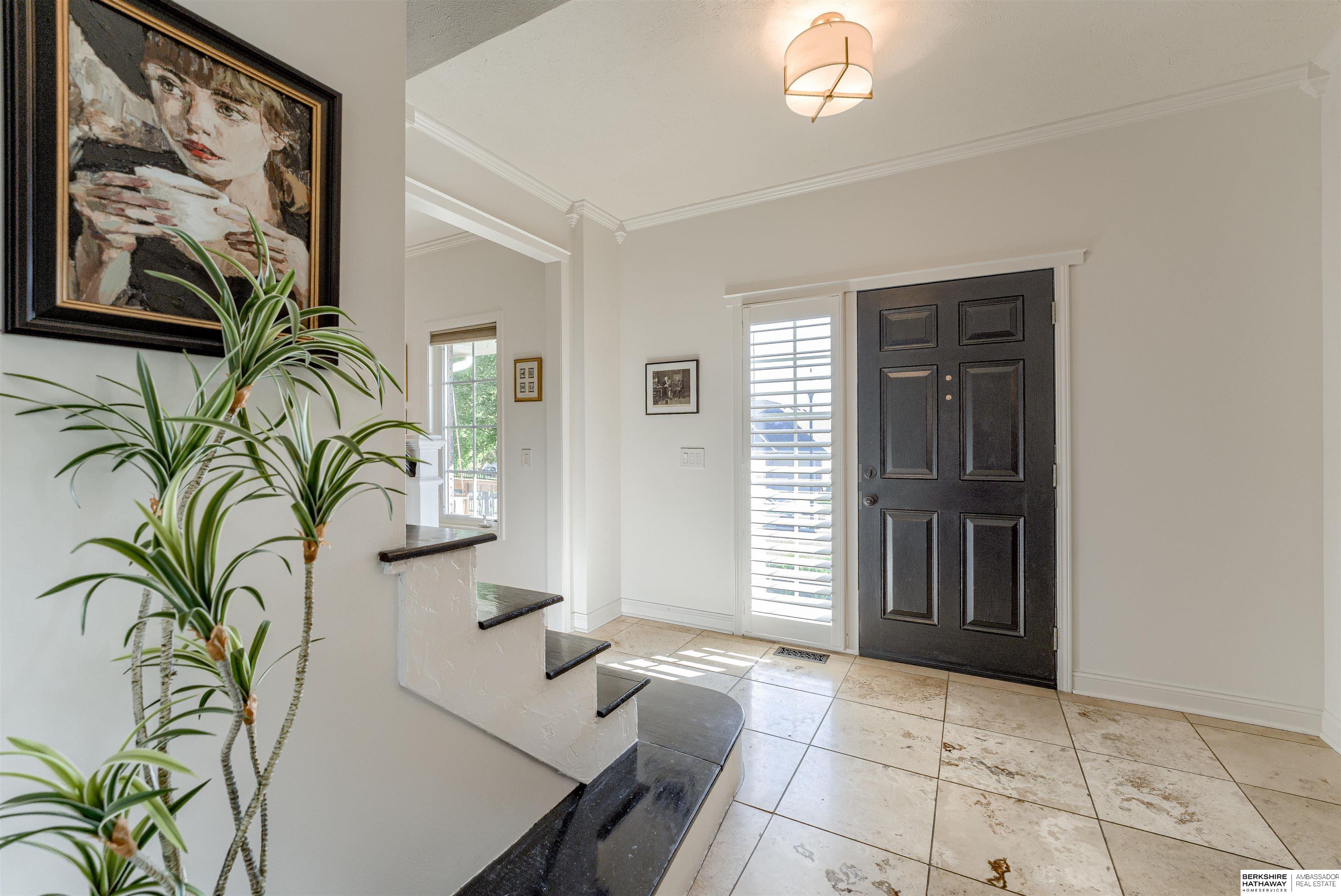 Omaha, Nebraska 68130, United States, 5 Bedrooms Bedrooms, ,3 BathroomsBathrooms,Residential,Pending,136859