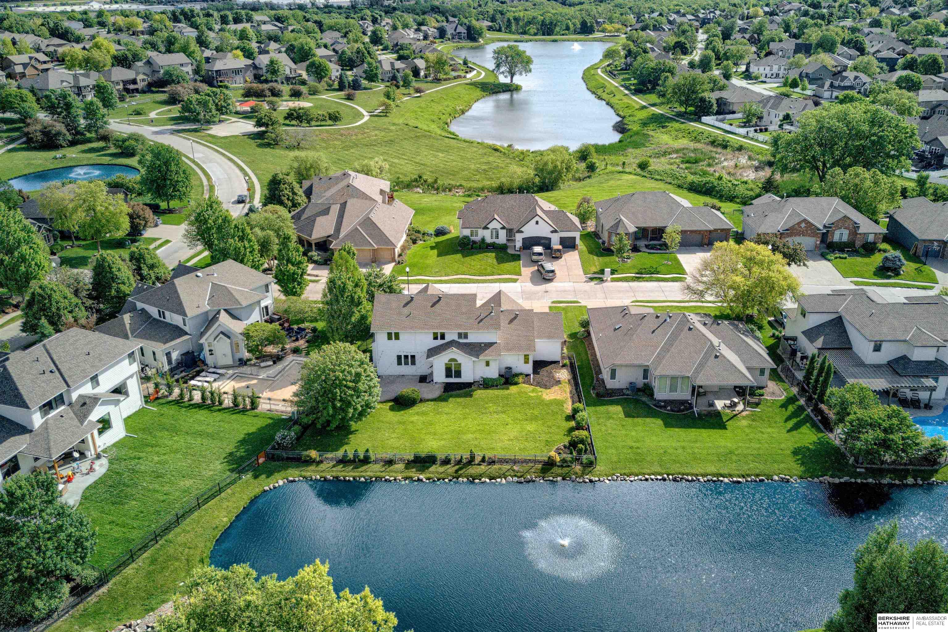 Omaha, Nebraska 68130, United States, 5 Bedrooms Bedrooms, ,3 BathroomsBathrooms,Residential,Pending,136859