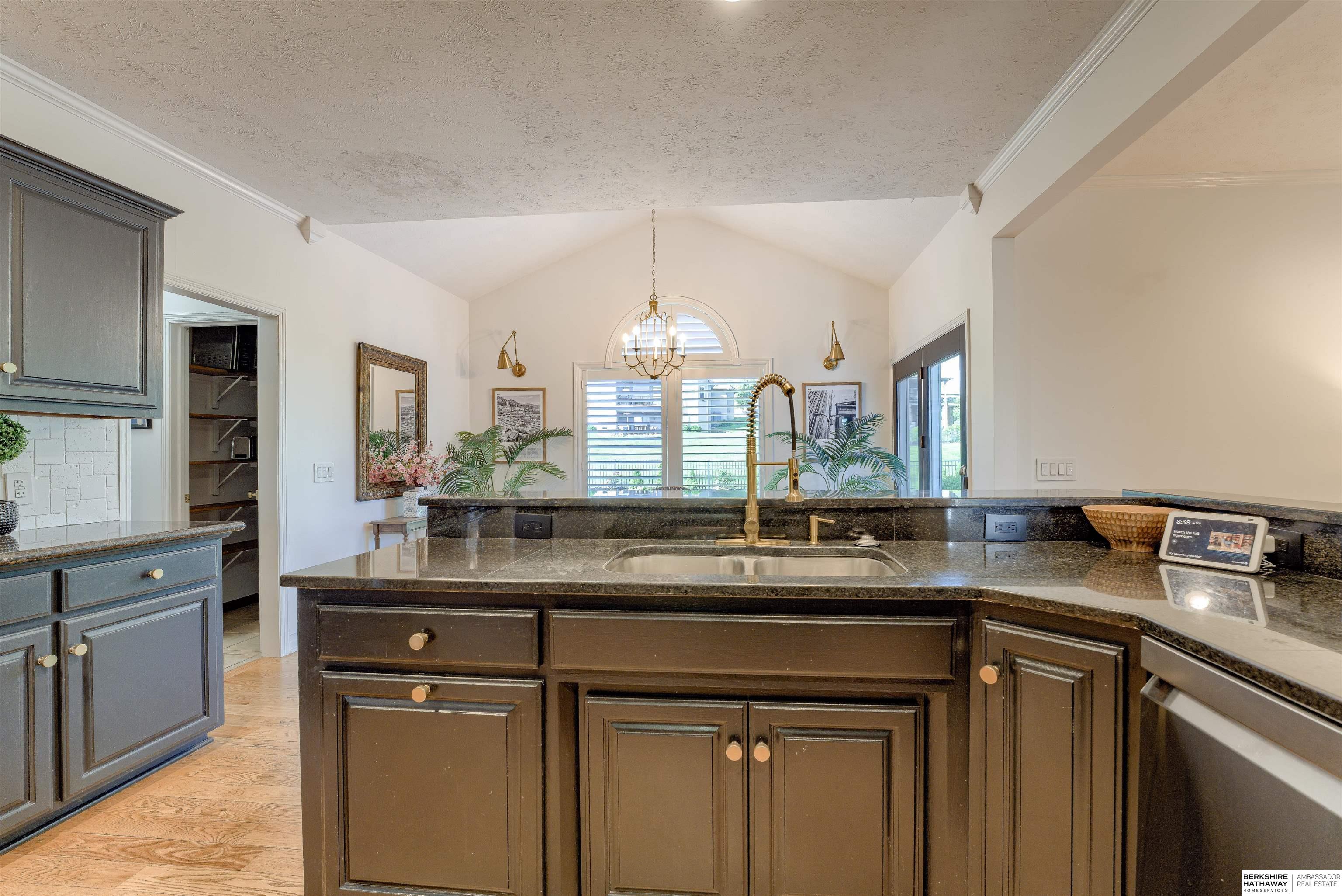 Omaha, Nebraska 68130, United States, 5 Bedrooms Bedrooms, ,3 BathroomsBathrooms,Residential,Pending,136859