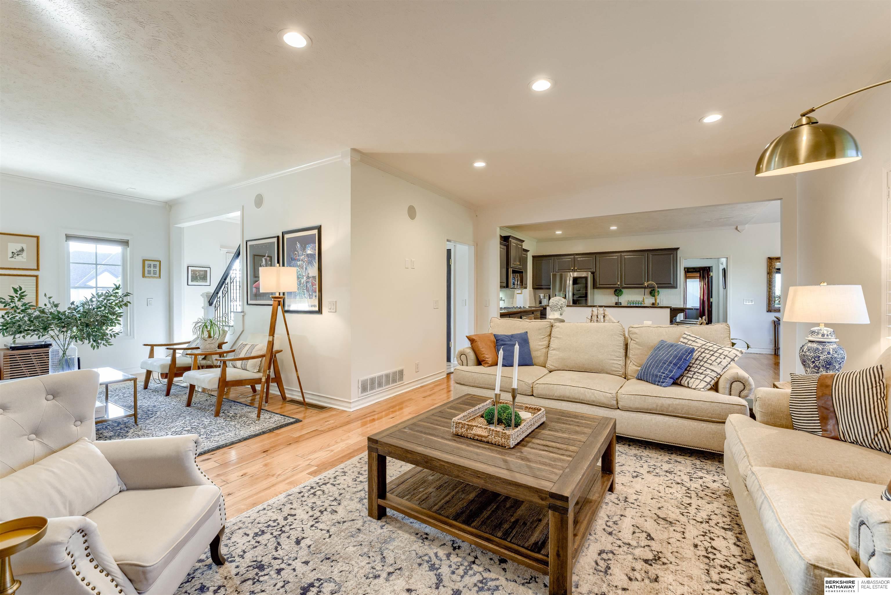 Omaha, Nebraska 68130, United States, 5 Bedrooms Bedrooms, ,3 BathroomsBathrooms,Residential,Pending,136859